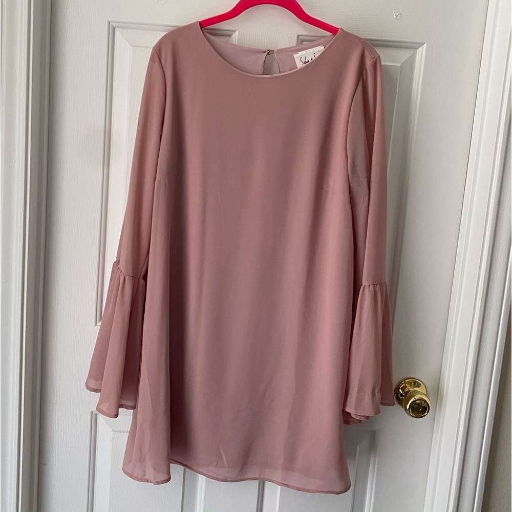 Dusty light pink shift dress
